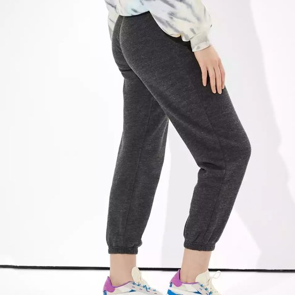 AE Fleece Boyfriend Jogger Dark Heather Gray - Picture 5 of 5